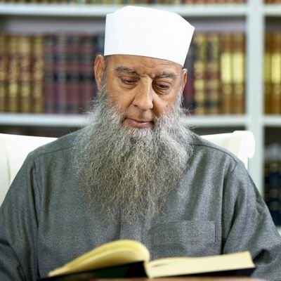 وفاة أبو إسحاق الحويني أبرزَ شيوخِ السلفية في مصر